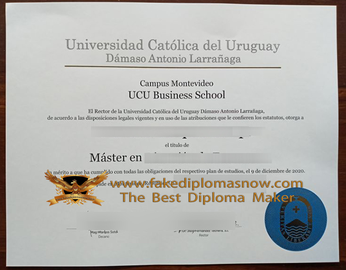 Universidad Católica del Uruguay diploma